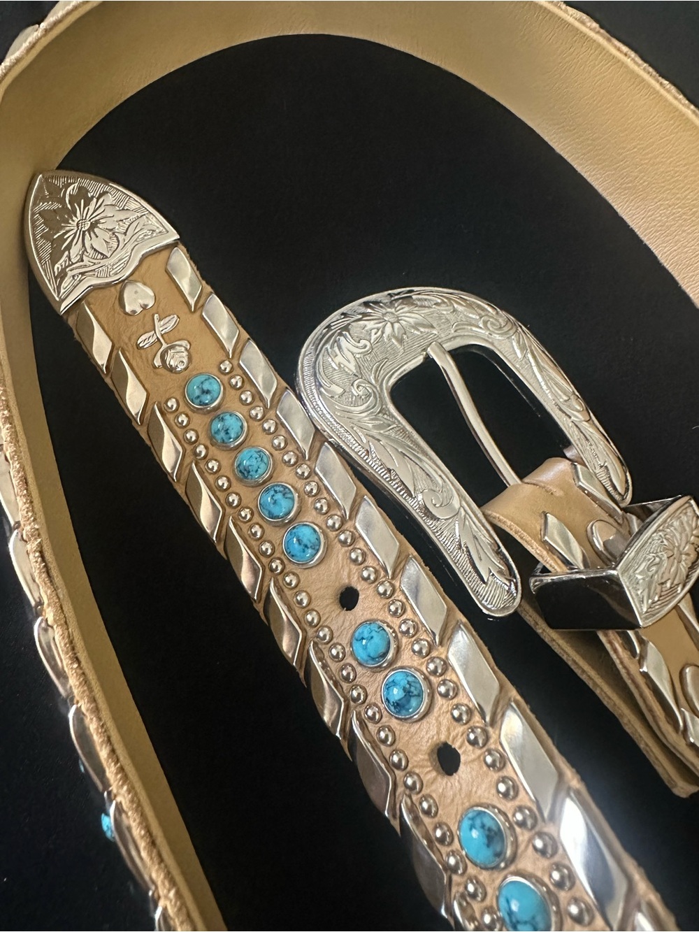 Kippys Tan Belt with Turquoise Stones and Engraved Silver Buckle - Picture 7 of 11